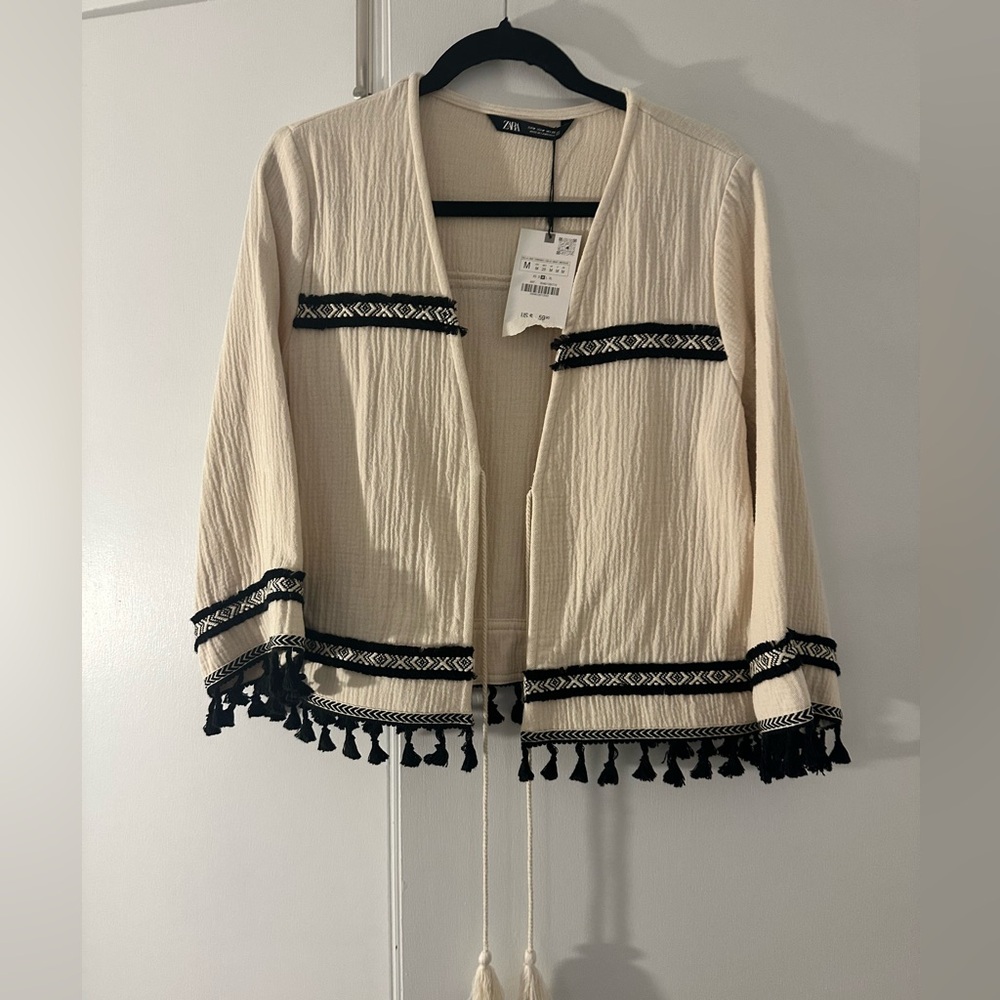 Zara Cream and Black Open-Front Cardigan